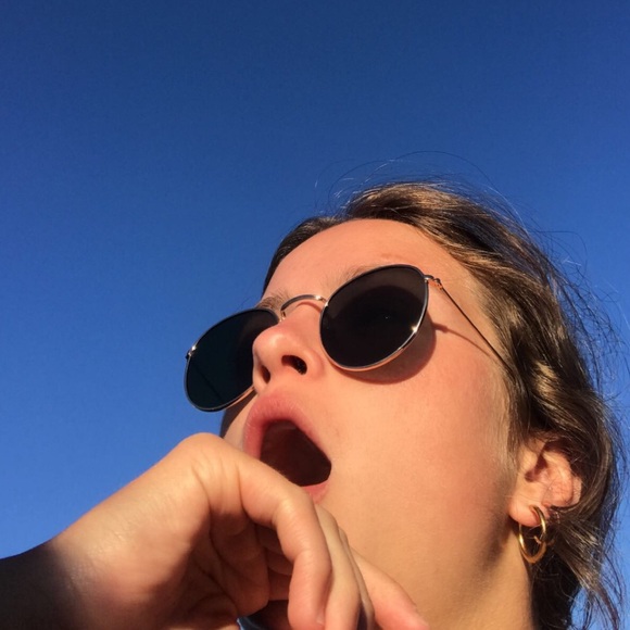 Meet your Posher, Audrey - Picture 1 of 1